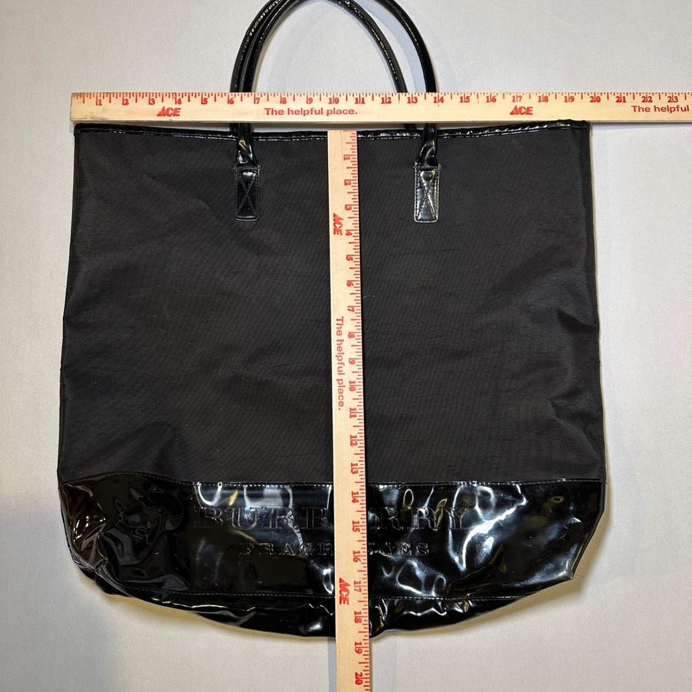 Burberry Tote Bag Black Patent Leather 17x20 Fragrances Shopper‎ Reusable Travel - Picture 4 of 6